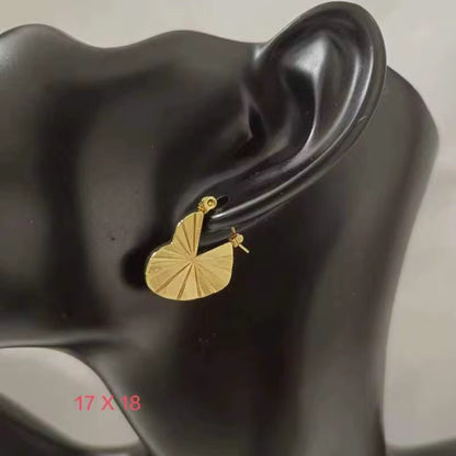 Mila Amora Hoops - 18K Gold Anti-Tarnish