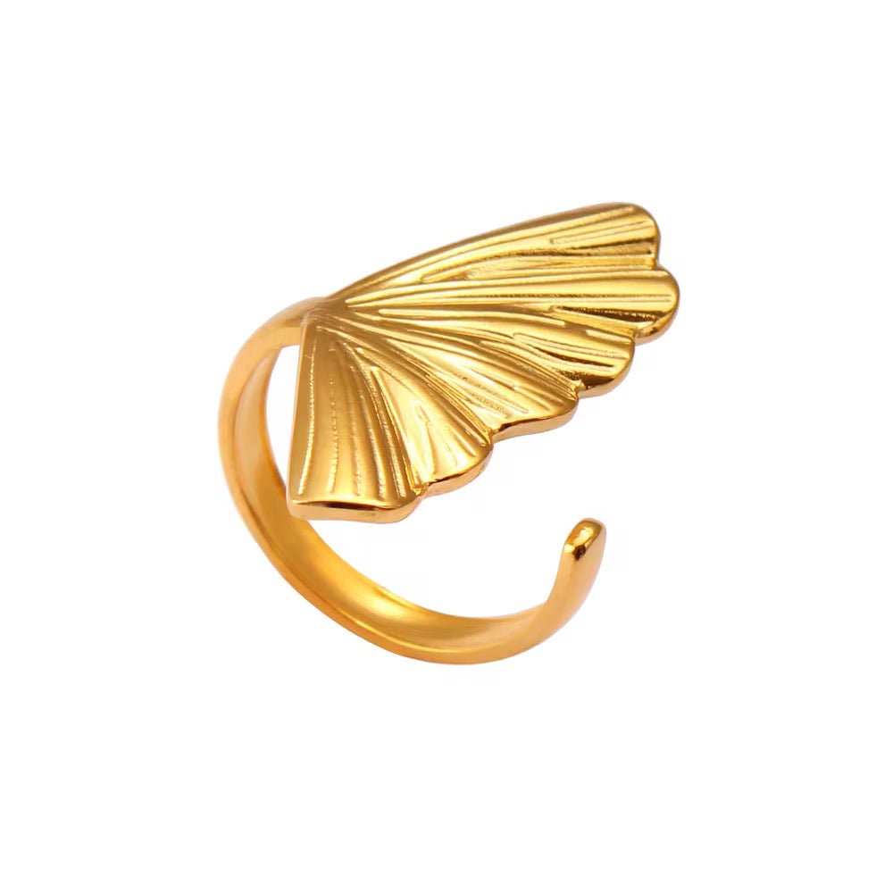 Nika Leaf Ring - 18K Gold Anti-Tarnish