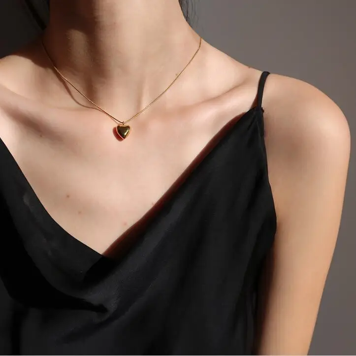Asha Heart Pendant Necklace - 18K Gold Anti-Tarnish