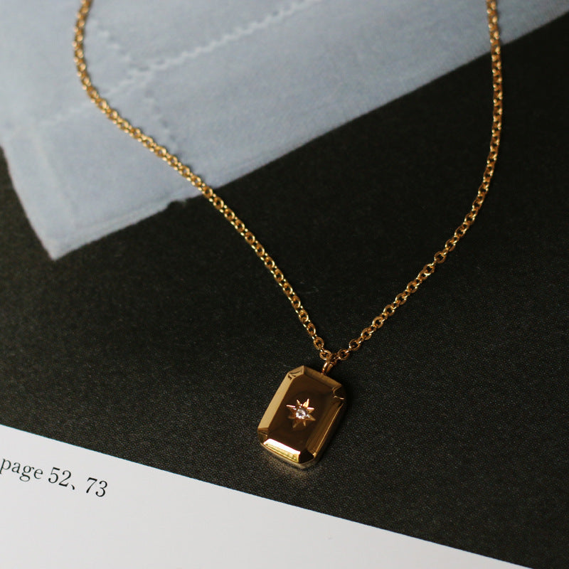 Elena Star Necklace - 18K Gold Anti-Tarnish