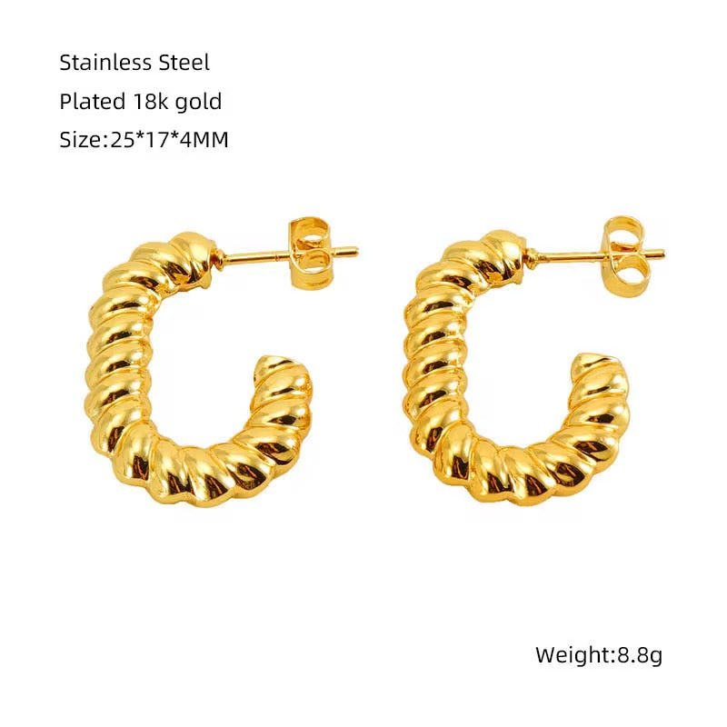 Maisie Twist Hoops – 18K Gold Anti-Tarnish