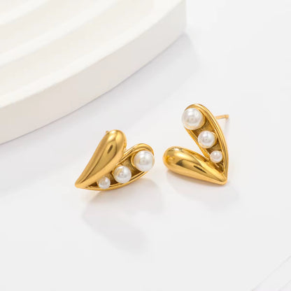 Chana Pearl Heart Studs – 18K Gold Anti-Tarnish