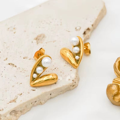 Chana Pearl Heart Studs – 18K Gold Anti-Tarnish