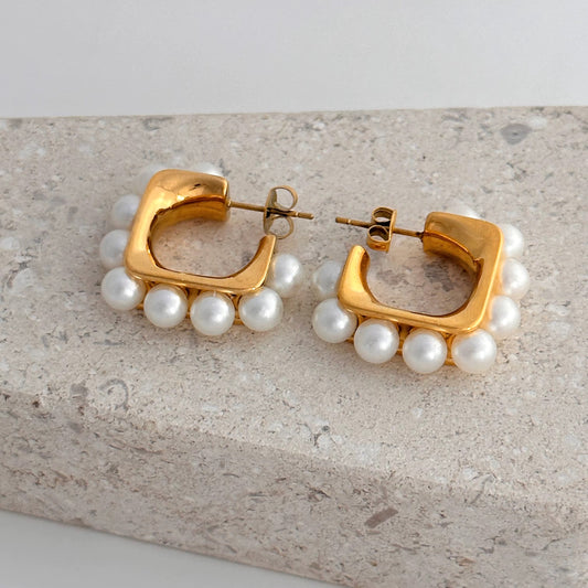 Emory Pearl Hoop Earrings – 18K Gold Anti-Tarnish