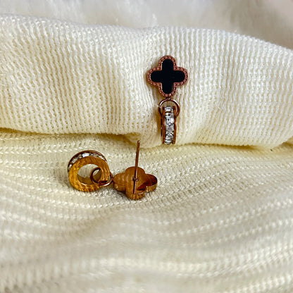 Sara Rose Clover Stud Earrings - 18K Gold Anti-Tarnish