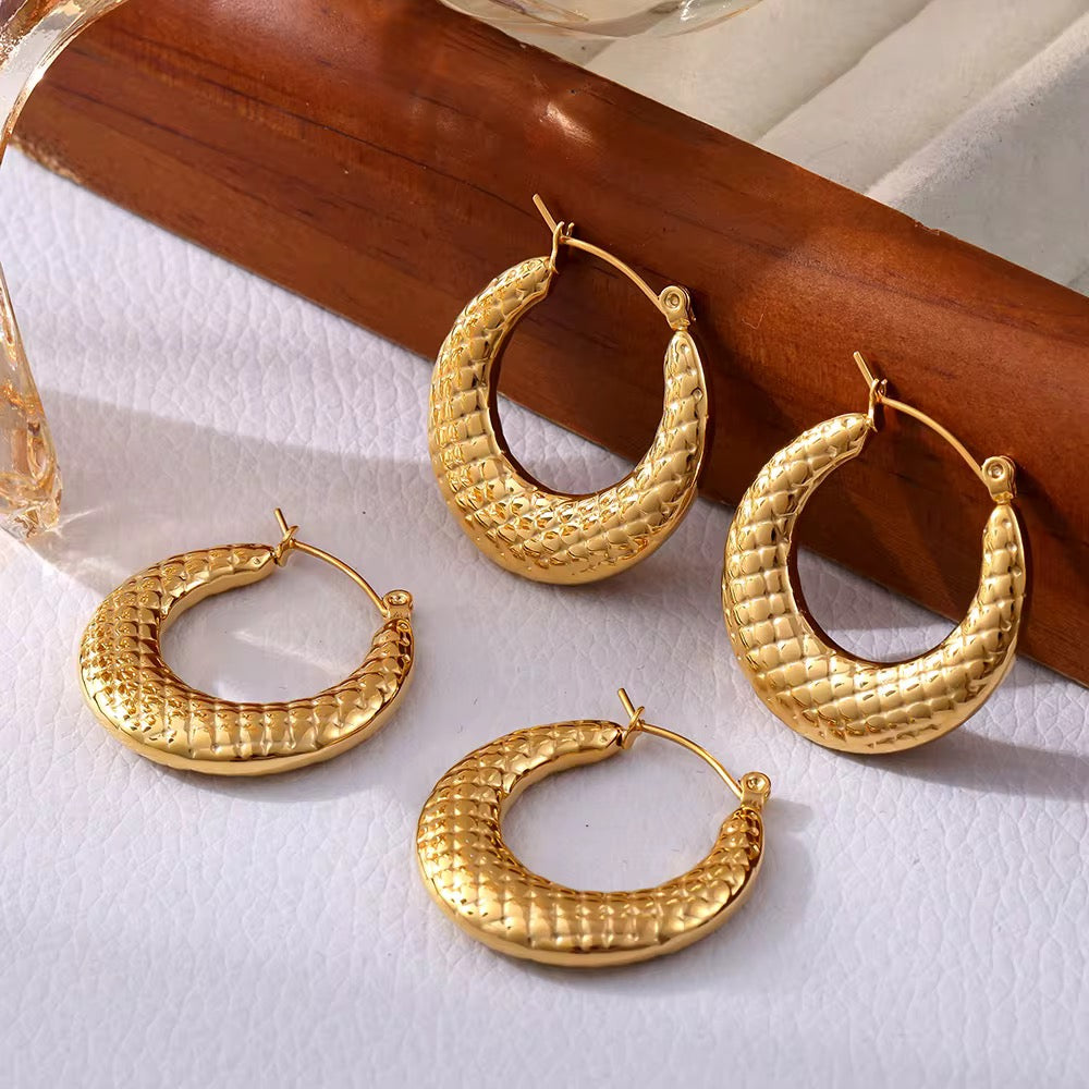 Lili Hoop Earrings - 18K Gold Anti-Tarnish