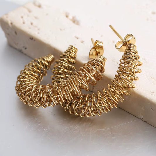 Lyla Twisted Hoop Earrings - 18K Gold Anti-Tarnish