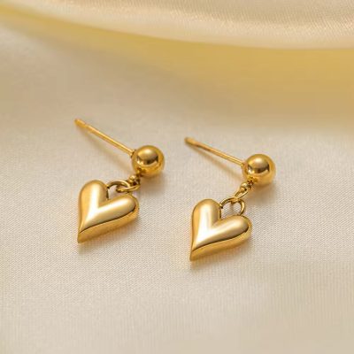 Nina Heart Drop Earrings - 18K Gold Anti-Tarnish