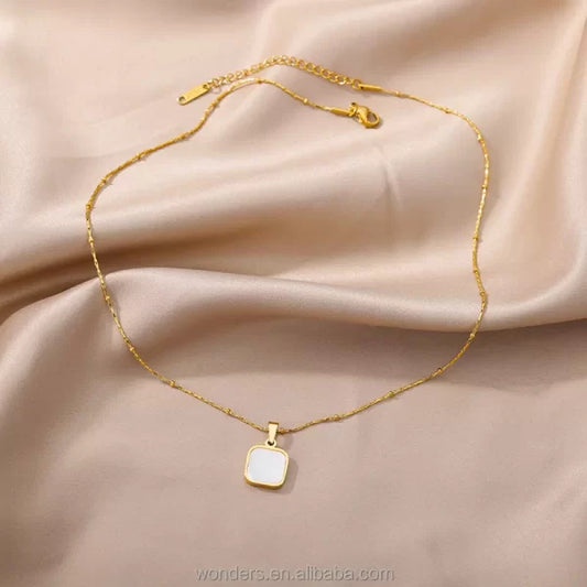 Nira Blanca Necklace - 18K Gold Anti-Tarnish