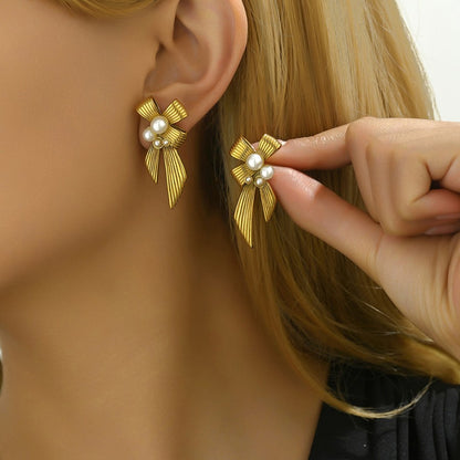 Swetha Bow Pearl Earrings - 18K Gold Anti-Tarnish