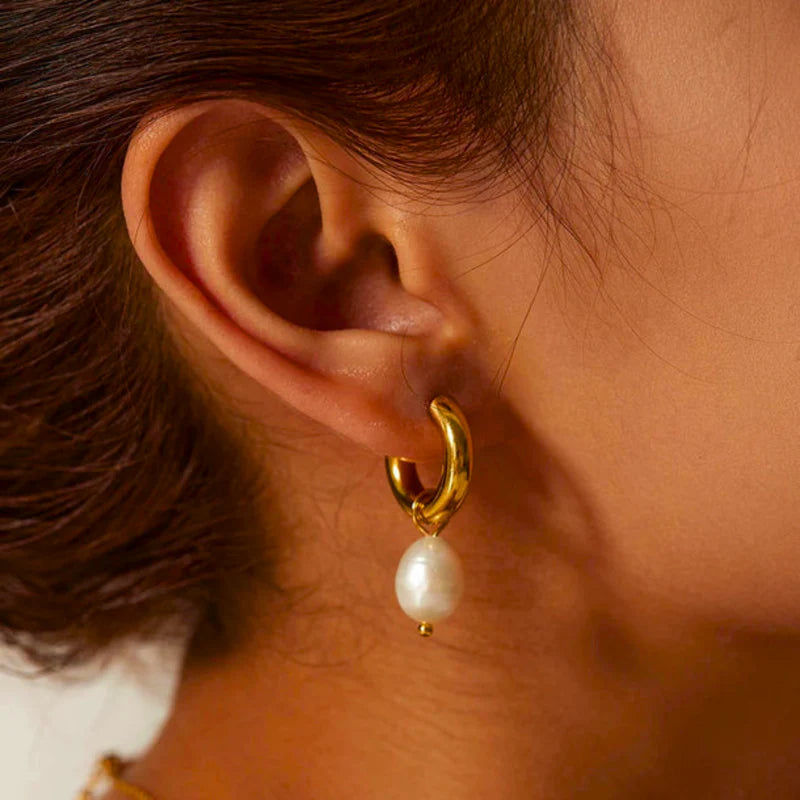 Pearl Chunky Huggies - 18K Gold Anti-Tarnish