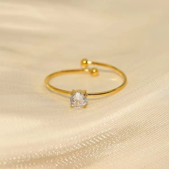 Rivana Minimalistic Ring - 18K Gold Anti-Tarnish