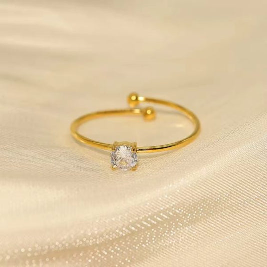 Rivana Minimalistic Ring - 18K Gold Anti-Tarnish