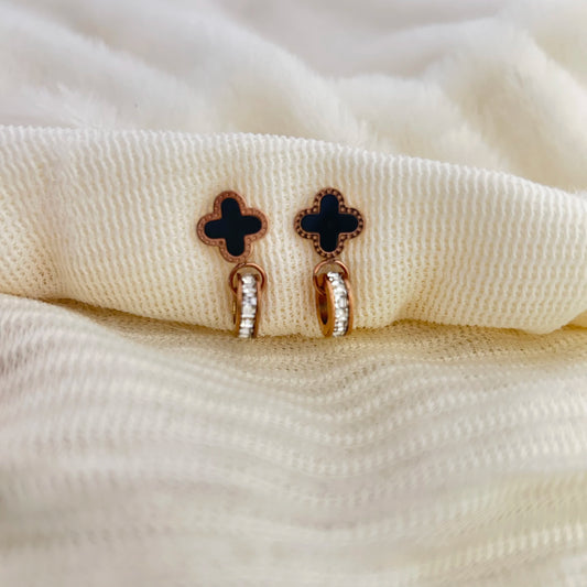 Sara Rose Clover Stud Earrings - 18K Gold Anti-Tarnish