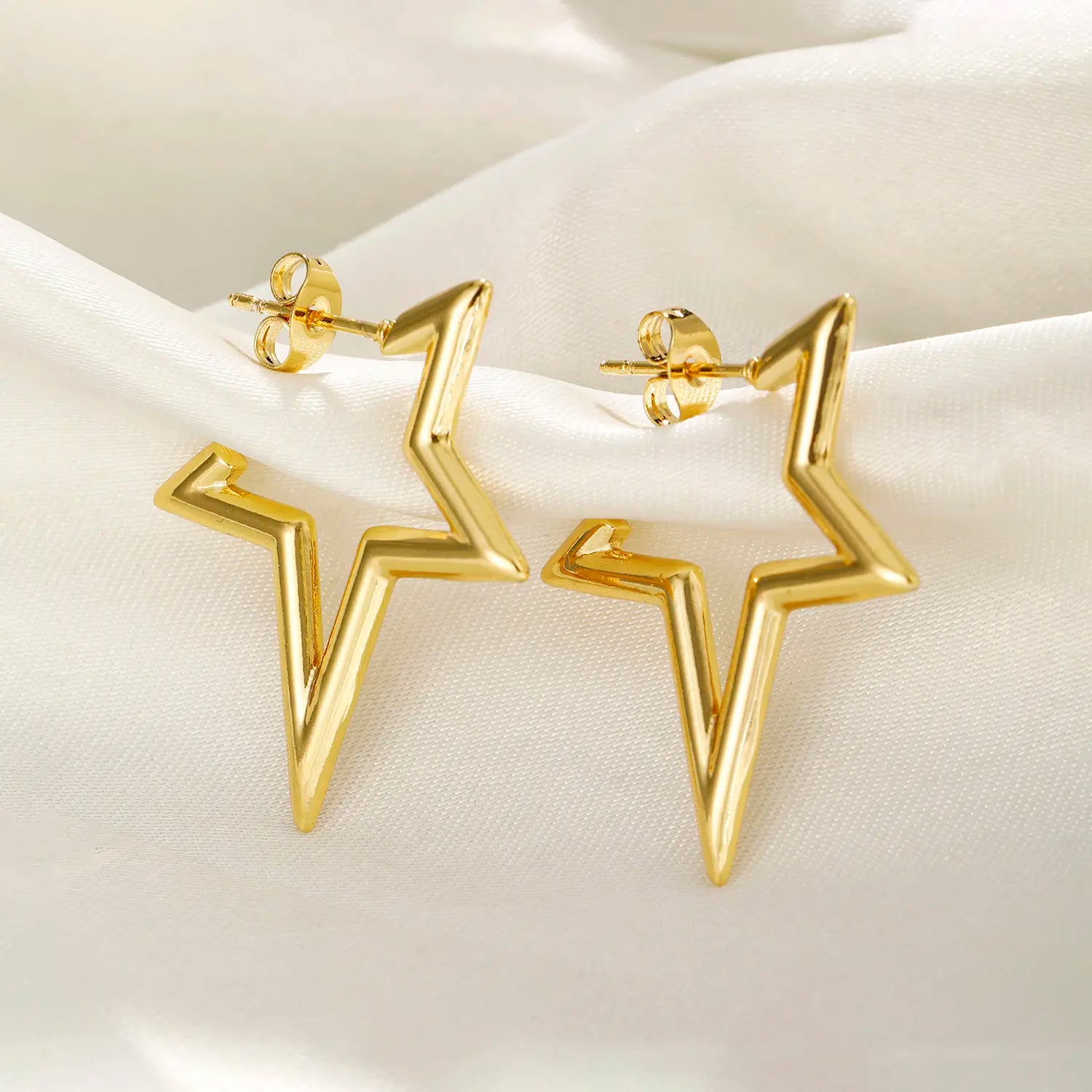Stella Star Earrings - 18K Gold Anti-Tarnish