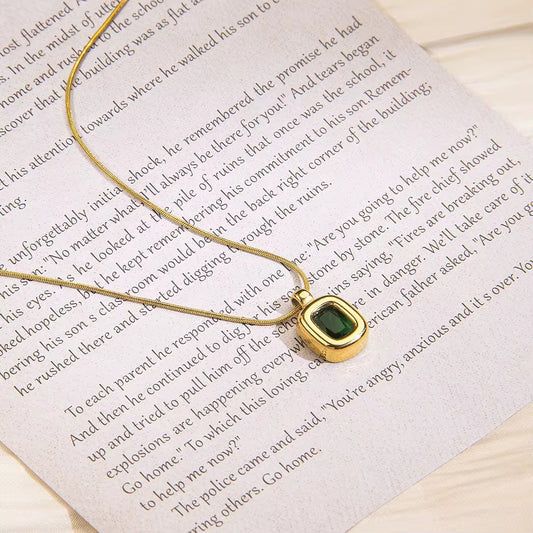 Tara Emerald Glow Necklace - 18K Gold Anti-Tarnish