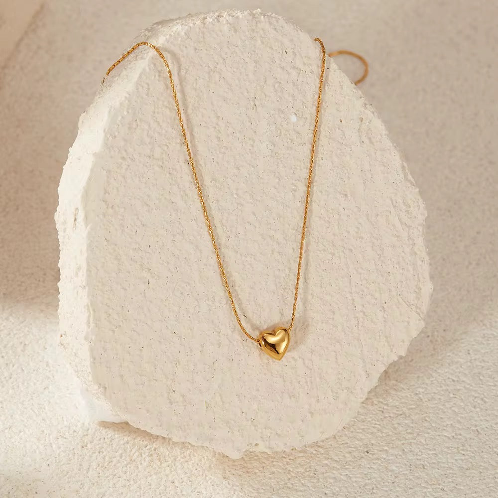Tina Heart Luxe Necklace - 18K Gold Anti-Tarnish
