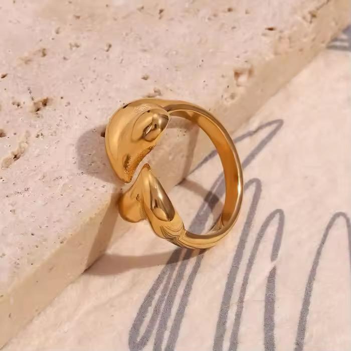Sri Double heart Ring - 18K Gold Plated
