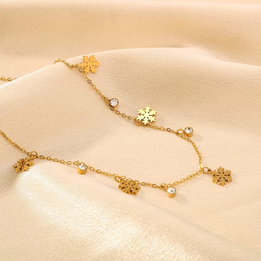 Etta Minimal Necklace - 18K Gold Anti-Tarnish