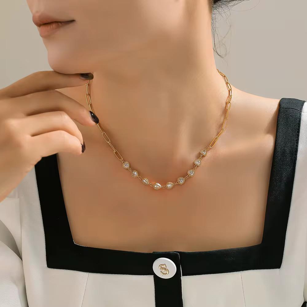 Mikaela Chunky Necklace - 18K Gold Anti-Tarnish