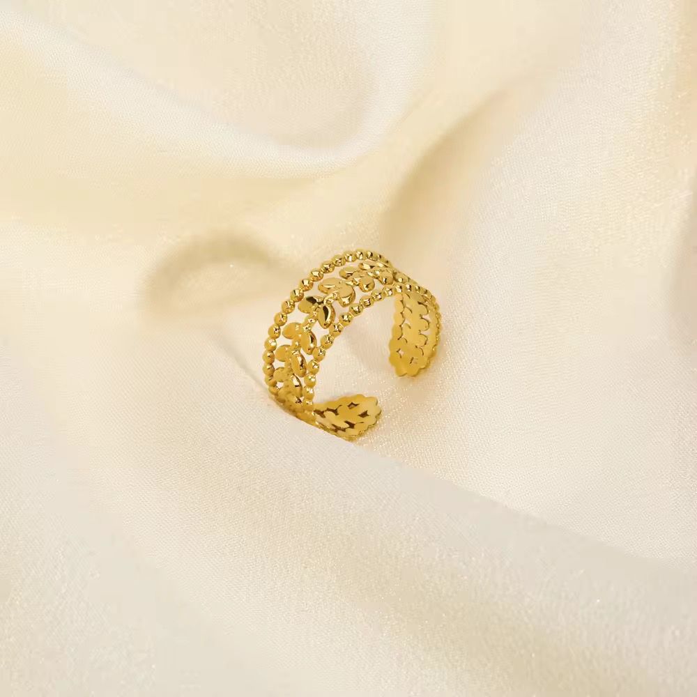 Adele Flower ring- 18K Gold Anti-Tarnish