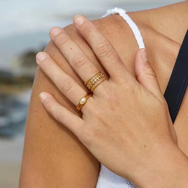 Adele Flower ring- 18K Gold Anti-Tarnish