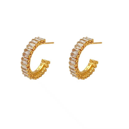 Janvika Dainty Earrings - 18K Gold Anti-Tarnish