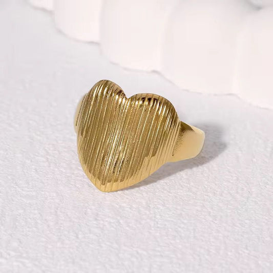 Maisy Heart ring- 18K Gold Anti-Tarnish
