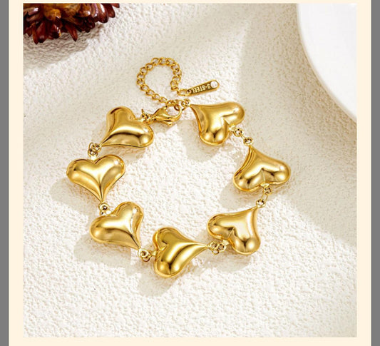 Heart chunky Bracelet - 18K Gold Anti-Tarnish