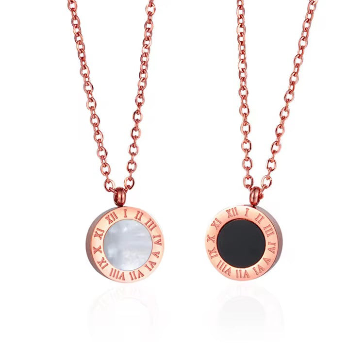 Zaria Dual-Sided Rose Necklace - 18K Gold Anti-Tarnish